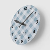 Classic Elegant Blue Gingham Plaid & Custom Name  Runde Wanduhr (Winkel)