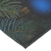 Classic Elegant Christmas Tree Ornaments Tischdecke (Schrägansicht)