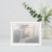 Classic Elegant Gold Foto Wedding RSVP Karte (Stehend Vorderseite)
