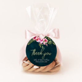 Classic Emerald Green Floral Dark Moody Wedding Geschenkanhänger