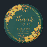 Classic Emerald Green & Gold Wedding Vielen Dank Magnet<br><div class="desc">Die Classic Emerald Green Gold Floral Wedding danke Ihnen, dass Tag mit goldenen Blume und schicken handgeschriebenen Typografie vor zeitlosen smaragdgrünen Hintergrund. Von dieser Seite aus können Sie die Sammlung sehen, um passende Produkte zu finden. -Zeile Anpassen mit dem Text mithilfe der Vorlagenfelder. Wenn Sie gewollt haben, um den Stil,...</div>