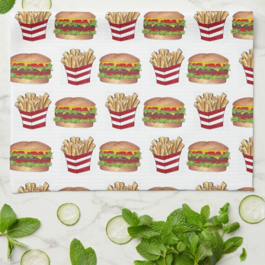 Classic Fast Food Pairing Burger und French Fries Geschirrtuch (Gefaltet)