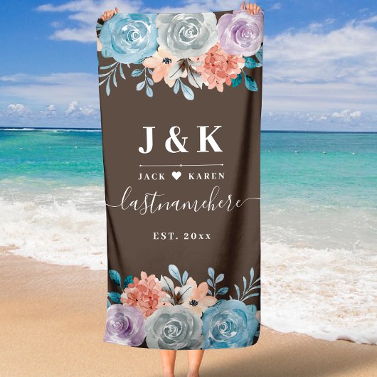 Classic Floral Monogram Strandtuch