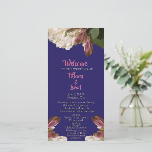 Classic Floral Royal Blue Wedding Zeremony Program (Stehend Vorderseite)