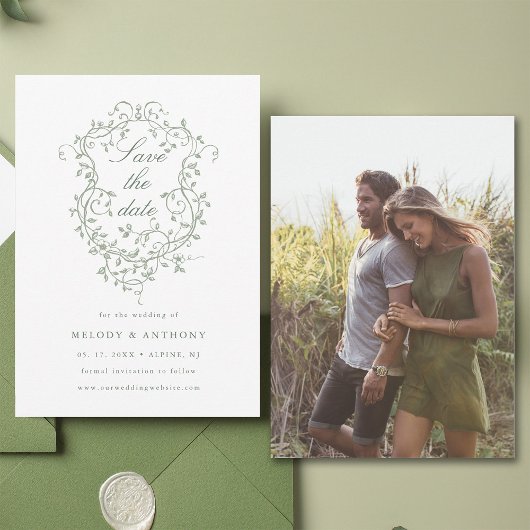 Classic French Sage Green Floral Wappen Foto Save The Date
