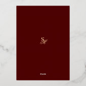 Classic Gold Foil Burgundy Script Wedding Folieneinladung (Rückseite)