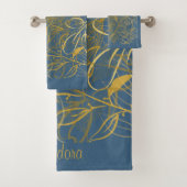 Classic Gold Leaf Blue Background Badhandtuch Set (Insitu)