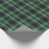 Classic Green Blue Yellow Plaid Pattern Holiday Geschenkpapier (Ecke)