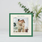 Classic Green Plaid Cozy Christmas Photo Einladung (Stehend Vorderseite)
