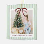 Classic Green Stripes Red Bow Christmas  Keramikornament (Links)