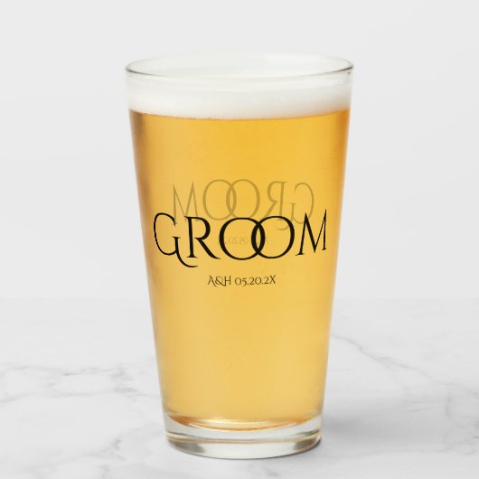 Classic Groom Tumbler Glass (Vorne (Gefüllt))