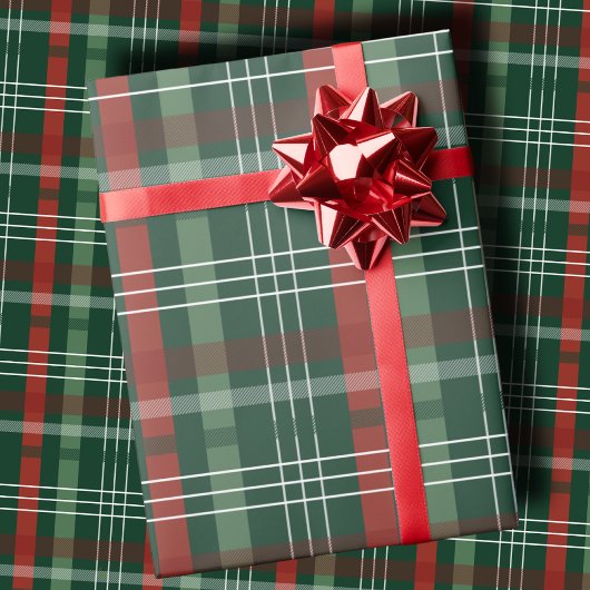 Classic Holiday Red and Green Plaid Christmas Geschenkpapier