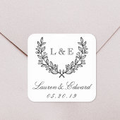 Classic Laurel Wedding Initial Monogram Quadratischer Aufkleber