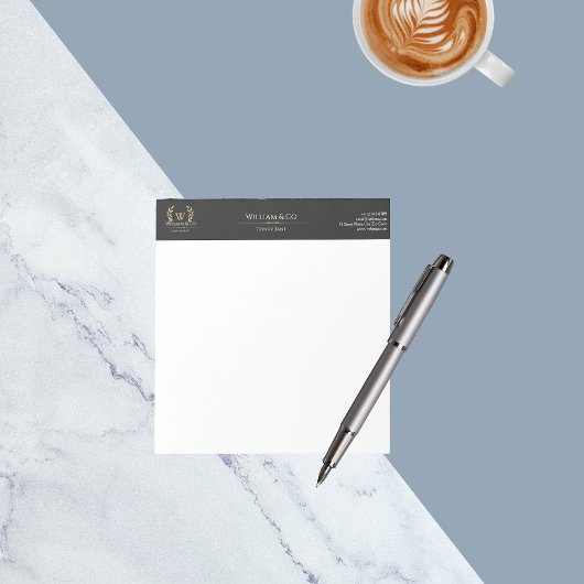 Classic Laurel Wreath Black Gold Monogram Notizblock