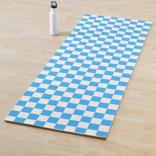 Classic light blue checkerboard  yogamatte (Beispiel)