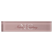 Classic Maroon Minimalistisch Two Monogram Namensplakette (Vorderseite)