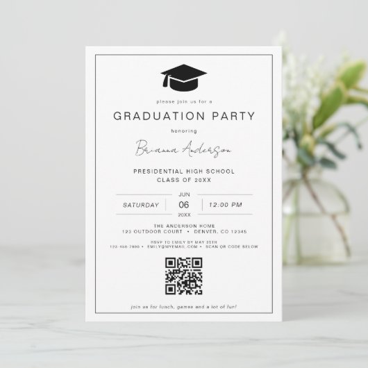 Classic Minimalistisch QR Code Graduation Party Einladung (Stehend Vorderseite)