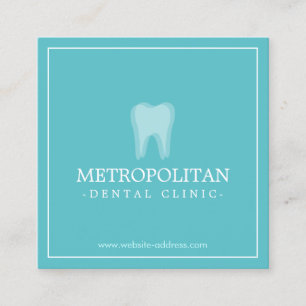 Classic Modern Dentist Tooth Logo auf Aqua Blue Quadratische Visitenkarte