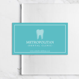 Classic Modern Dentist Tooth Logo auf Aqua Blue Visitenkarte