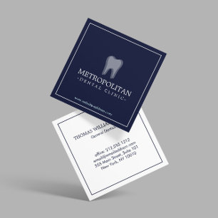 Classic Modern Dentist Tooth Logo auf Navy Blue Quadratische Visitenkarte