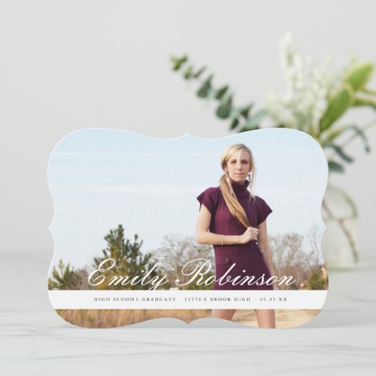 Classic Modern Grad Ankündigung (Stehend Vorderseite)