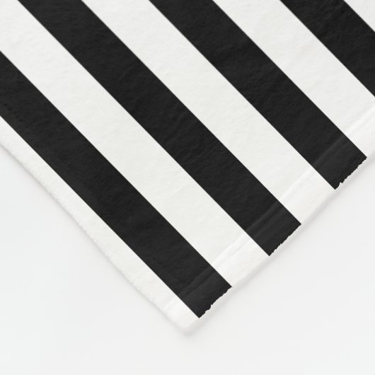Classic Modern Minimal Schwarz und Weiß gestreift Fleecedecke (Ecke)
