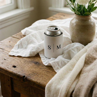 Classic Monogram Elegant White Wedding Can Cooler Dosenkühler