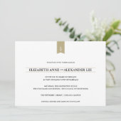 Classic Monogram Gold Wedding Einladung (Stehend Vorderseite)