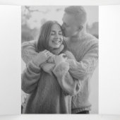 Classic Monogram Wreath Wappen Elegante Hochzeit Dreifach Gefaltete Einladung (Innenseite Mitte)