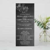 Classic Mr. & Mrs. Wedding Program Chalkboard Programm (Stehend Vorderseite)