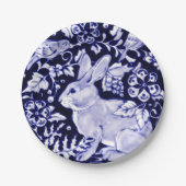 Classic Navy Blue, White Rabbit Birds Dedham Delft Pappteller (Vorderseite)