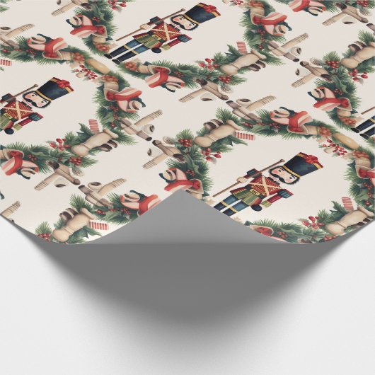 Classic Nutcracker Wreath Red Green Geschenkpapier (Ecke)