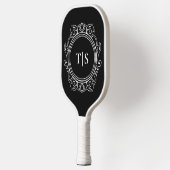 Classic Ornate Circle White Monogram Initial Pickleball Schläger (Links)
