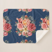 Classic Pink Roses Floral on a Blue Background Sherpadecke (Vorderseite (Horizontal))
