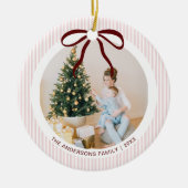 Classic Pink Stripes Red Bow Christmas Keramik Ornament (Vorne)