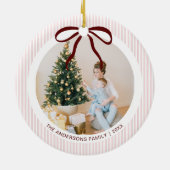 Classic Pink Stripes Red Bow Christmas Keramik Ornament (Hinten)