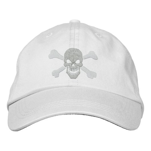 Classic Pirate Crossbones Skull in White Bestickte Kappe (Vorderseite)