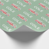 Classic Red Fireruck Custom Firefighter Theme Geschenkpapier (Ecke)