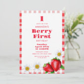 Classic Red Gingham Strawberries Girl 1. Geburtsta Einladung (Stehend Vorderseite)