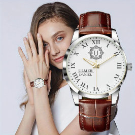 Classic Roman Numeral Monogram Sophisticated Styli Armbanduhr