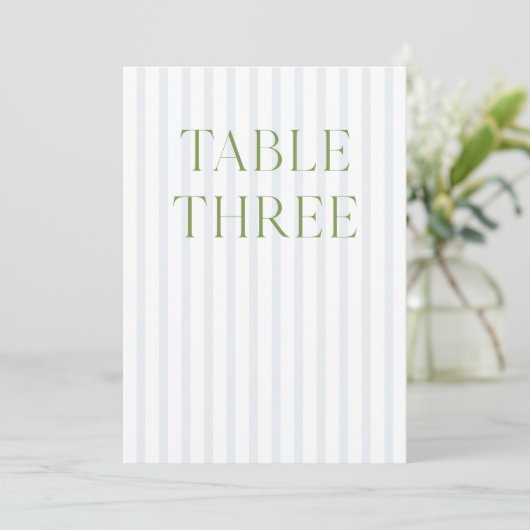 Classic Sage Green & Blue Wedding Tischnummer (Stehend Vorderseite)