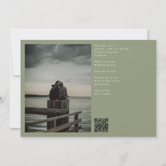 Classic Sage Green Calligrafy QR Code Two Foto Save The Date (Rückseite)