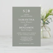 Classic Sage Green Monogram Initials Wedding Einladung (Stehend Vorderseite)