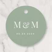 Classic Sage Green Monogram Typography Wedding Geschenkanhänger (Rückseite)