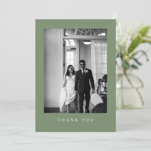 Classic Sage Green Wedding Foto Dankeschön Card Dankeskarte (Stehend Vorderseite)
