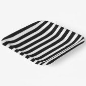 Classic Solid White and Black Striped 9" Square Pappteller (Gewinkelt)