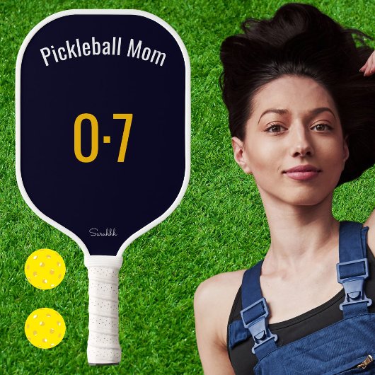 Classic Sporty Pickleball Mom Custom Name Number Pickleball Schläger