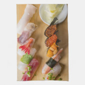 Classic Sushi Assortment on Wood Geschirrtuch (Vertikal)
