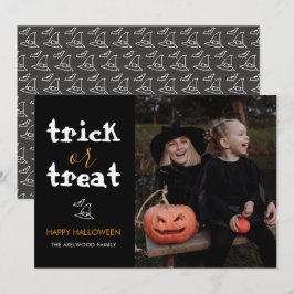 Classic Trick or Treat Halloween Family Photo Feiertagskarte