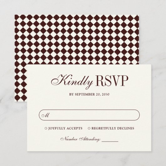 Classic Vintage Burgundy Checkered Elegant Wedding RSVP Karte (Vorne/Hinten)